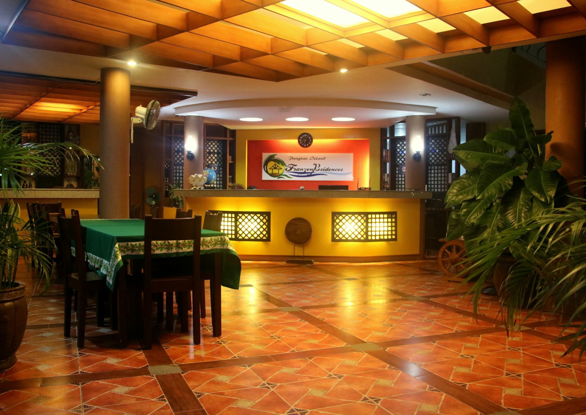 Taporok Panglao Island Franzen Residences מראה חיצוני תמונה
